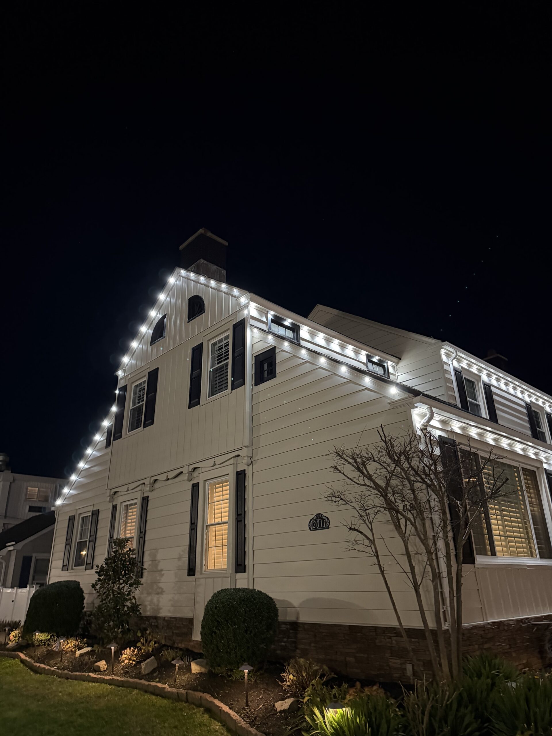 permanent trim lights on house in new jersey